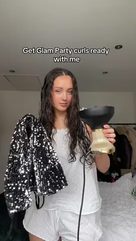 Getting my hair glam party ready with my @Bellissima UK Diffon Supreme. My curls are defined and will be sparkling all night! Make diffusing your curls easy too by checking out Bellissima’s black friday deals - link in bio! #youarebellissima #AD 