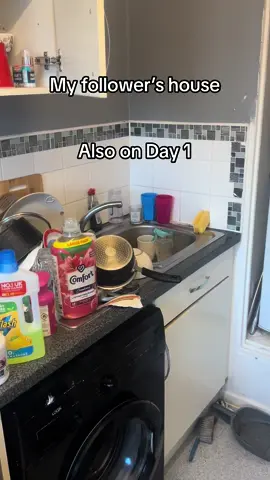 Welcome my new followers 🥰 #CleaningForACause #CleanTok #SingleMomsRock #MentalHealth #depression #SupportingSingleMoms #SpreadingPositivity #depresionawareness #help #for #free #oddlysatisfying #fyp @Astonish Cleaning Products 