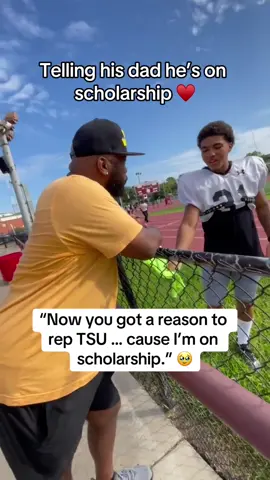 That’s love ♥️ (via lil_jojo_bruh/X) #football #scholarship #dad #son 