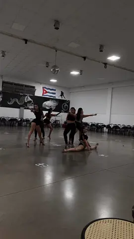 🔥Latin Fire and me in lesson🔥 #specialstarsdancing #latin #latinoamericano #group #special #dance #work #girls #latinfire #team #workhard #stars #samba #teacher #special #lessons 