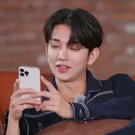 huhu tiap liat shua keinget dia beliin rumah emaknyaa😭 siapapun jangan sakitin anak baik ini huhu #joshua #seventeen #fyp #fypシ #4u 