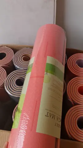 Thảm quốc dân dành cho mn tập yoga, gym tại nhà trong thời tiết mùa đông. Giá cả hợp lí, nhiều màu sắc cho mn lựa chọn ạ#thảmyoga #yoga #tqgymshop 