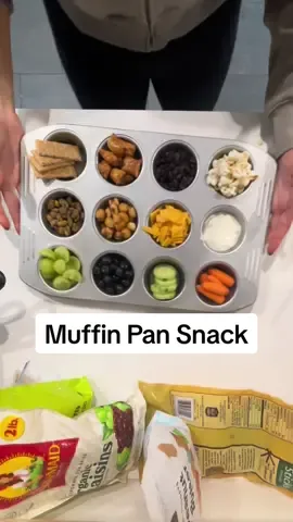 They loved it 😋 #kidssnacksideas #funsnackideas #easykidsnack  #momsof3kids #nannyideas #ideasformoms #nannylife101 #relatablemomstuff #sahmactivities #mamatoker #tiktokmommies #relatablemomtiktok 