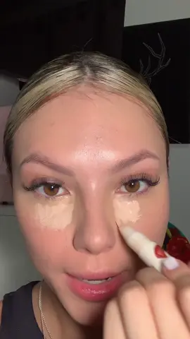 Concealer de @SHEGLAM #maquillaje #tutorialdemaquillaje #ojeras 