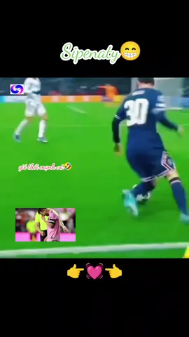 💨 Sipenaty gió thổi mạnh vá làm cho 10 gió trượt ngã #lionelmessi10 🤣 #10gio #cuoibebung #fypシ゚viral #NamGà_83👉💓👈 #namgà👉💓👈 