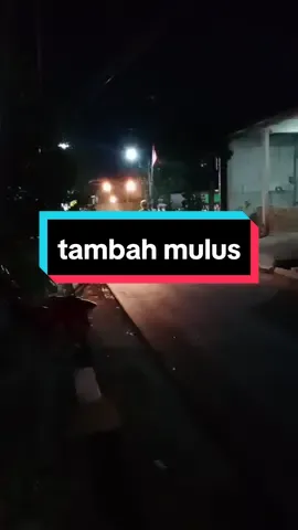 Malam ini...Alhamdulillah... jalan depan rumah tambah mulus🥰 #proyekaspaljalan #fyp #fypage #fypdongggggggg #2million #berandatiktok #pejuangrupiah 