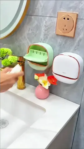 High-looking bathroom toilet soap box #wall-mounted punch-free Abs soap box #drainage soap dish storage box with lid #travel agency storage box #light luxury #creative #punch-free flip-top drain soap box #bathroom good stuff#tiktok #fyp #homepage #tiktokshop 