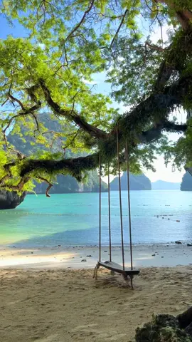 เกาะเหลาลาดิง สวยมากกกกก สบายใจสุด #กระบี่ #ที่เที่ยวกระบี่ #ทะเลกระบี่ #krabi #laoladingisland #kohhong #kohlaolading #เที่ยวกระบี่ #ที่เที่ยว #ที่เที่ยวภาคใต้ #เที่ยวภาคใต้ #เที่ยวกระบี่ #เทรนด์วันนี้ #เทรนด์วันนี้tiktok #tiktok #tiktoktravel #thailand #thailandtravel #กระแสวันนี้tiktok 