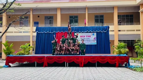 Múa: Nhà Giáo Chiến Sĩ (20/11/2023) Chi đoàn 12c9 trường THPT Nguyễn Thái Bình  #70tayninh #vannghe2011 