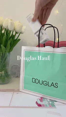Douglas Haul😍 || I LOVE THE STUFF💓 #douglashaul #douglas #haul #skincarehaul #ordinary #charlottetilburyth #unboxing #asmr #sound #fyp #fy #viral #goviral #sofieslovelydiary #aesthetic 