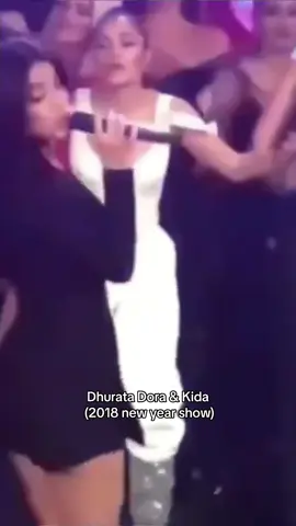 Love the way they support each other💖#doramatters #dhuratadora #dhurata #dorators #explore #foryou #fyp #fypシ #albania #kosovo #omgalbanian #trending #viral #goviral #fff #lfl #xyzcba #kida #kidator 