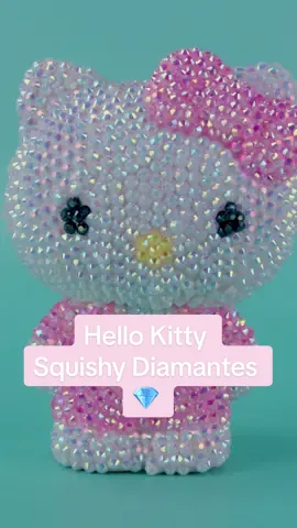 Aplica, pega… ¡BRILLA! ✨ Explota tu creatividad y decora tus squishies de Hello Kitty como más te guste. #mialegria #juguetesmialegria #hellokitty #sanrio #hellokittylover #hellokittytoy #hellokittyfinds #hellokittysquishy  #hellokittysquishydiamantes  👉 https://www.mialegria.com.mx/squishy-diamantes