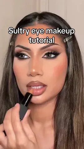 🖤  #MakeupRoutine #makeup #grwm #eyeshadowtutorial 