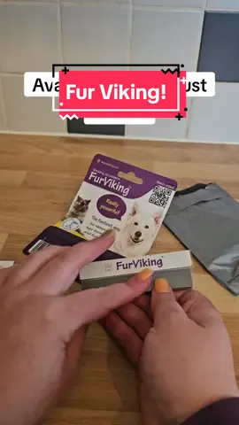 A must have tool for every pet household! #furviking #pethaireverywhere #doghaireverywhere #doghairremover #cathairremover #blackfridaysale #bf20 #tiktokmademebuyit 