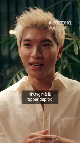 HIEUTHUHAI là một rapper có vẻ ngoài ưa nhìn, nhưng đừng vì vẻ đẹp đó mà phủ nhận những nổ lực, tài năng mà anh đã bỏ ra.  Xem phiên bản đầy đủ cuộc trò chuyện này trên Vietcetera Podcast, YouTube, Spotify hoặc Apple Podcast. @hieuthuhai2222 #vietcetera  #podcast  #haveasip  #thuyminh  #hieuthuhai
