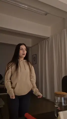 pov: hodina zpěvu  #singing #singinglessons #singingteacher 