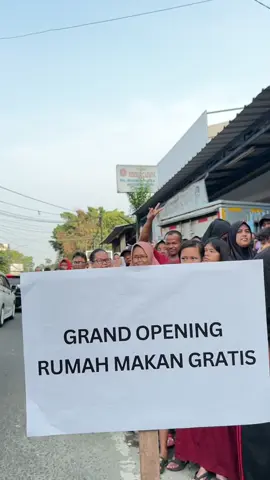 rumah makan gratis untuk semua orang