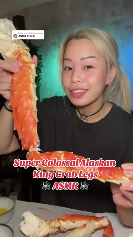 Replying to @Nhi Chiem Super Colossal Alaskan King Crab Legs ASMR 🔊