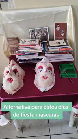 Buenos días amigos y amigas estos día hay fiesta en la Capital Lima en el local puno a continuación les mostramos máscaras de chuto que tenemos en estos momentos disponibles , si usted no sabe con que  máscara acudir aquí tiene 2 buenas alternativas , que siempre son mencionada previas a un festival , muestra magistral   ( Yauyos Jauja ) o concursos que se realizan en la ciudad de lima , en panfletos o en bases siempre se mencionan estos colores de máscaras por eso es que ponemos al alcance la alternativa mencionada en cuanto a máscaras se refiere , en las bases de el evento a realizarse el día domingo no especifican el color , sin embargo nosotros con el aprendizaje que hemos ido aprendiendo a lo largo del tiempo permítanos un poco darles está orientación , si usted desea las máscaras mencionadas escribirnos al wasapts 964477718 o llamarnos al mismo número ........... Atentamente Jorge Miranda . Gracias por la atención prestada . Oz oz oz 