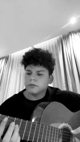 الدنيا تمطر🤎🎶#ادهم #لايك #الامارات_العربية_المتحده🇦🇪 