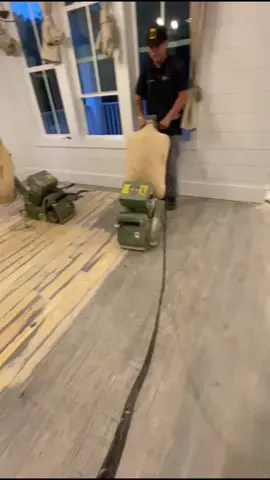 #stain #flooring #flooringinstaller #wood #trabajando #usa #sueños #sueñoamericano #sueñoamericano🇺🇸❤️🙏 