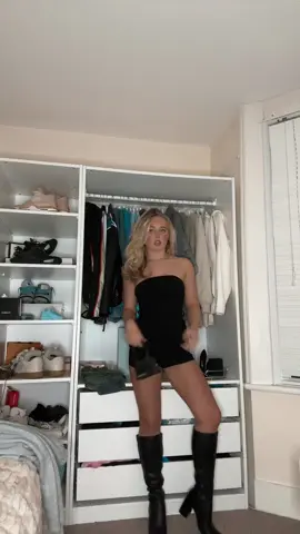 Balck friday sale !!! #foryou #sale #trending #blondie #explore #viralvideo #fyp #blackdress #sugababe 