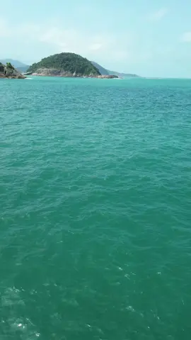 Ilha do mar casado - Guaruja SP - #ilha #ilhadomarcasado #sp #guaruja #island #oceano #mar #dronevideo #dji #tiktok #capcut #feliznatal #feriado #adios2023 #beca