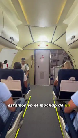 ¿Por qué son tan importantes las prácticas durante el curso de Tripulante de Cabina? ✈️✨ #aviacion #aviacionlatinoamericana #tripulantedecabina #tcp #santacruz 