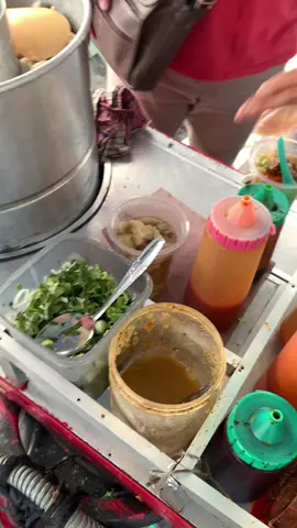 Tuku kene wae. Ning jero mehong wkwk #videomentahan #mentahan #semarang #bakso #baksopinggiran 