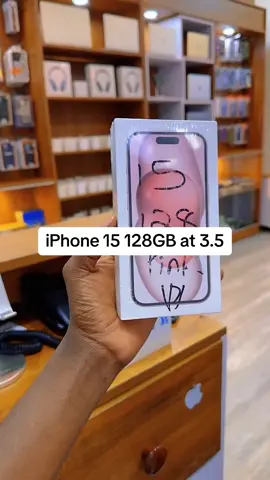 iPhone 15 128gb at 3.5 at apple center uganda0753842164