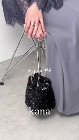 1番人気バッグ✨合わせ方で雰囲気がこんなにも違う😳普段使いから特別なシーンまで幅広く活躍するよ🪄 #kana#kanaドレス#newarrivals#zozotown#zozotown購入品#ドレス#オケージョンドレス#オケージョン#オケージョンワンピース#お呼ばれコーデ#お呼ばれドレス#パーティドレス#結婚式ドレス#結婚式コーデ#同窓会コーデ#二次会ドレス#ディナーコーデ#大人かわいい#卒業式#結婚式#入学式