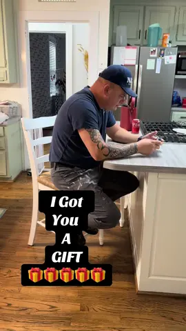 #husbandwifecomedy #couplecomedy #marriagecomedy #alabamatiktokcouple #tiktok #fyp #paparags #mamarags #viralvideo #tiktokviral #fyp #humor #saturday #saturdaylaugh #saturdayvibe #marriage #husband #wife 