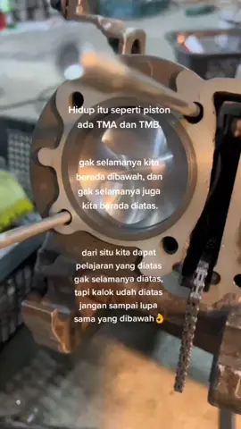 kalok sudah diatas jangan sampai lupa yang nemenin dari bawah🙌 #mekanik #mekaniktiktok #mekanikmuda #storymekanik #fyp #fypシ #storywa #storywhatsapp