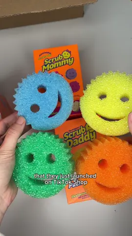 They work better than other sponges with 0 scratches 🥰 and they last a long time without getting odors either ❤️ #tovreviews #TikTokMadeMeBult #blackfridaysale #blackfriday #bf20 #Spotlight #scrubdaddyukbundles #scrubdaddyuk #scrubdaddypowerpaste #scrubdaddysponge #scrubmommy #scrubdaddyasmr #cleaningtiktok #CleanTok #cleaningmusthaves #cleanwithscrubdaddy 