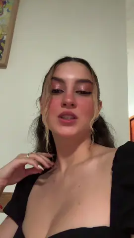 Iba un poco esternocleidomastoideo🎄