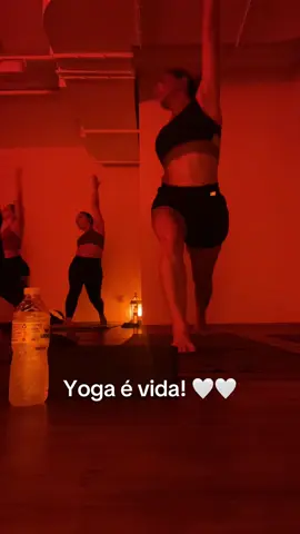 Yoga é vida!! Simpelsmente amo! 🤍#agenciatiktok @𝗞𝗙 Agência Oficial do TikTok #vemprakfvocetambem #melhoragenciadotiktok #yoga 