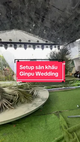 Quá trình setup sân khấu ao cá, thác nước, hàng dừa, đậm chất quê hương tại tiệc cưới Đồng Tháp cho chị @Puka anh @GinTuanKiet ♥️ #tandathouse #wedding #decor #ginpuwedding #puka #ginpudongthap #gintuankiet #xuhuong #lotus #damcuoimientay #damcuoiginpu 