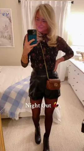 Outfit Of The Night!! #outfit #fashion #OOTN #outfitofthennight #college #nightoutoutfit #baroutfits 