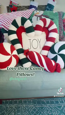Click 🛍️ link for info. #tiktokshopblackfriday #tiktokshopcybermonday #tiktokshop #tiktokmademebuyit #cozyjacki #holidaydecor #candypillows 
