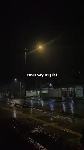 Roso sayang iki #CapCut #jawapride #fyp #jawabagiancidro #gamonbrutal #lagucidro #foryou #xybca #liriklagujawa #overlaylyrics 