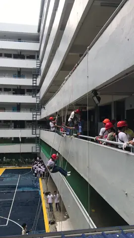 #rappelling #nstp #cwts #drrmtraining #ucmaincampus 