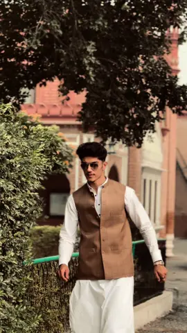 Janana 💓❤️ #CapCut #100k #1millionaudition #foryou #fyp #viral #muhammadmangal #trending #fitnessmotivation #mirror #veinyarms #pashtoon #cultureday #lines 