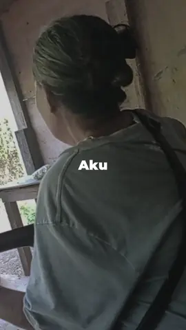 Nenek Atik Menolak Tua 🙌 #nenek #pasband #aku #coverlagu #coversong 