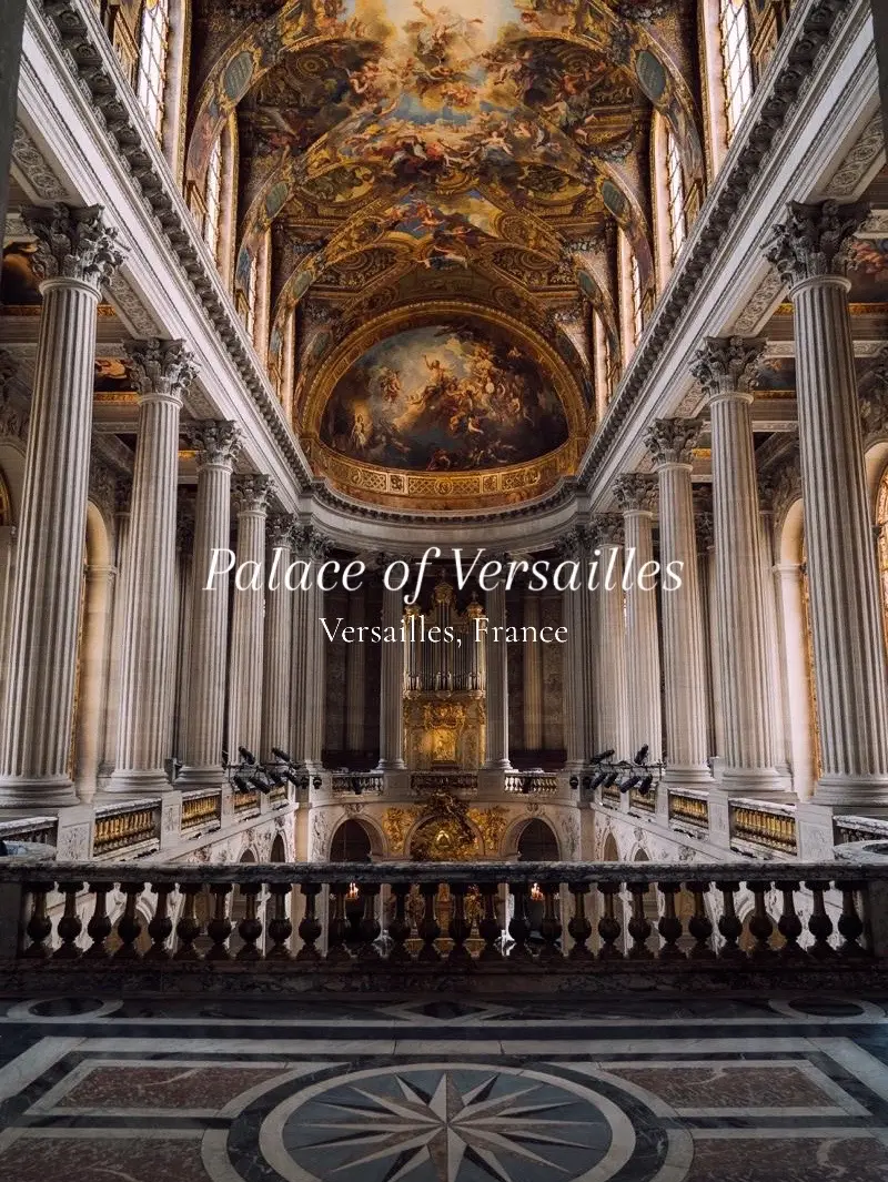 Imagine going to a ball there || #palaceofversailles #versallies #paris #france #versaillesaesthetic #marieantoinette #architecture #darkacademia #ball 