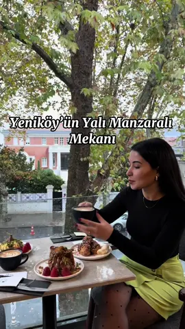 📍Yeniköy’ün Yalı Manzaralı Mekanı @factorykarakoy  Yeniköy’ün ağaçlı yolu, en güzel caddesinde artık @factorykarakoy var. 🌿Boğaz ve yalı manzaralı, 3 katlı sıcak bir ortam 🌿Burda tatlınızı kendiniz tasarlıyorsunuz 🌿Ürünler taze taze hazırlanıyor ve 3 ürün ekleme hakkınız var. Çikolatalar, meyveler ve süslemeler Fiyatlar:  Profiterol:195₺ Bundle:195₺ Tart:195₺ Adres: Yeniköy, Köybaşı Cd., 34464 Sarıyer/İstanbul #factorykaraköy #çikolatalı #profiterol #yeniköy #sarıyer #factorykaraköy #keşfet 