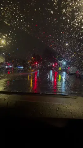 #الليالي_برد #شتا #مطر #تركيا #اسطنبول #تصويري #سيارات 