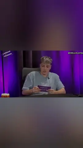 #micasuarez #malenanarvay #tension #lesbian #bisexual🏳️‍🌈 #lesbiansoftiktok #kiss #slowmo #twitch #twitchclips 