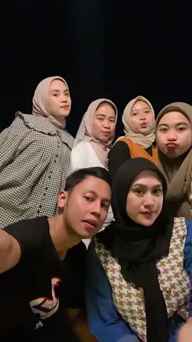 Una Ah Uh🙏🏻 Dr terik smpe terbenam yg pntng usaha goyang wkwk #terminatorchallenge #terminator2 #fyp 