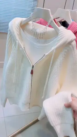 เสื้อคาร์ดิแกนมีฮู้ดผู้หญิง เสื้อสเวตเตอร์ถักหยาบสไตล์เกาหลีเรียบร้อย มีซิป 6 สี กดตะกร้าสีเหลืองได้เลยน้า🫶🏻😊💕🌷 #เสื้อคาร์ดิแกน #เสื้อคาร์ดิแกนไหมพรม #เสื้อคาร์ดิแกนทรงสวย #เสื้อสเวตเตอร์ #เสื้อสไตล์เกาหลี #กดตะกร้าสีเหลืองได้เลยงับ🛒📦 #เปิดการมองเห็น 