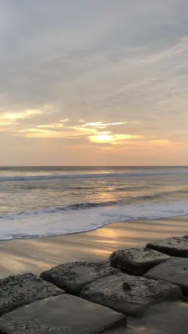 Aku,kamu, dan “hingga tua bersama” saat itu